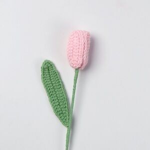 🌷 Handcrafted Pink Tulip Decor